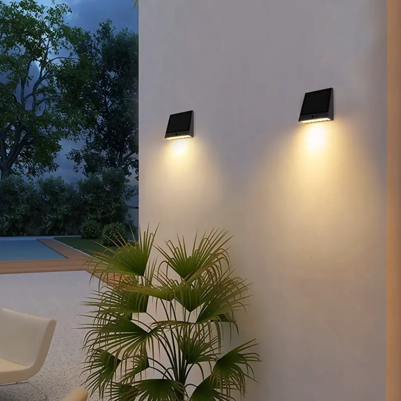 Aplique Solar LED Exterior Thin 1000lm Distribución de luz Tipo IV