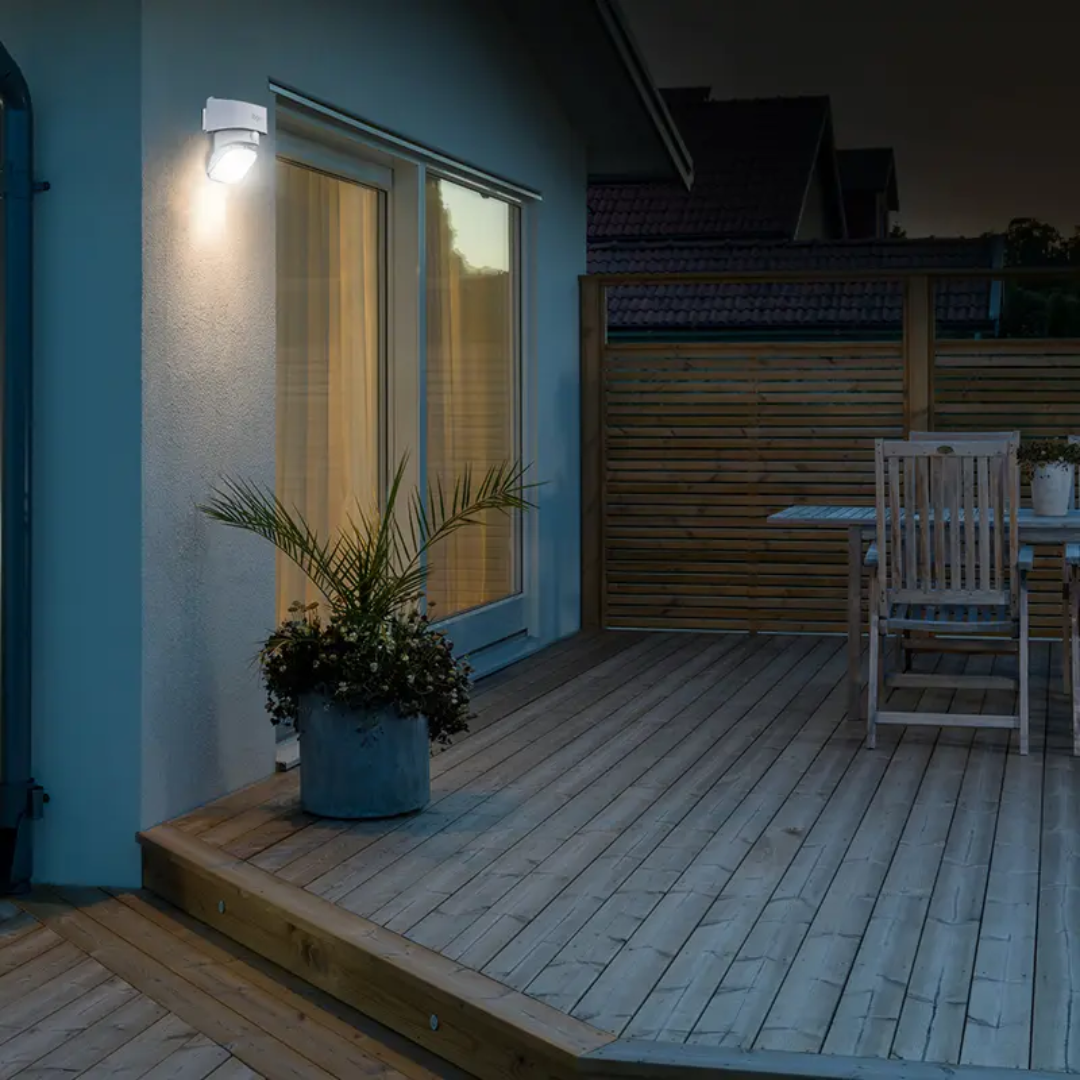 Aplique Solar LED Pared Blanco 2000lm 4000K Bateria Li-Ion 3,7V 14,8Wh