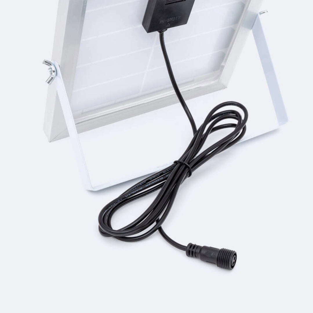 Foco Proyector LED Solar 550lm 110lm/W IP65 Control Remoto Incluido