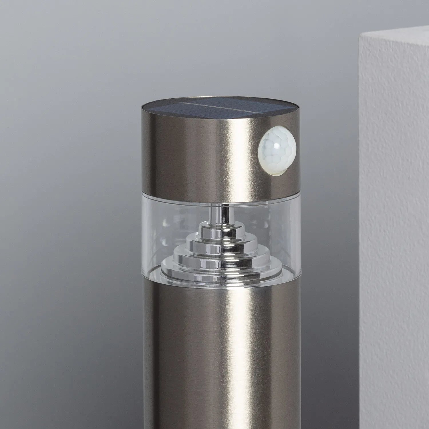 Baliza Solar LED Exterior Superficie 150lm 100lm/W con Detector de Movimiento