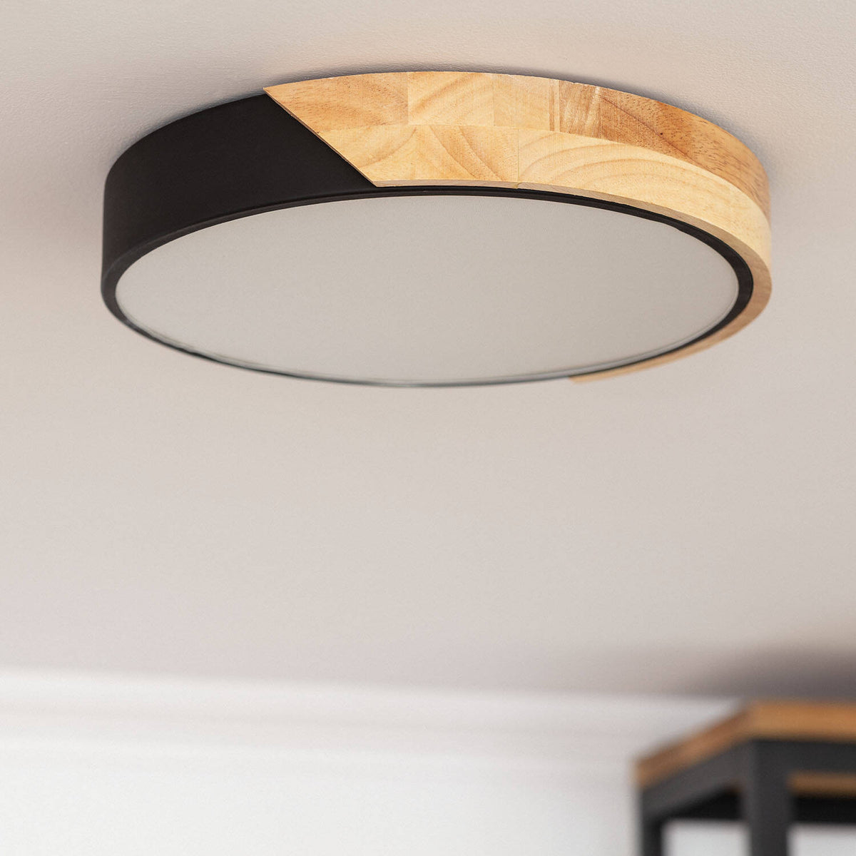 Plafón LED LIRA 18W negro de madera y aluminio Ø320 mm CCT, imagen 4